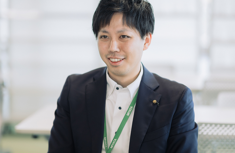 営業ユニット 関東グループ  2015年（新卒入社）
